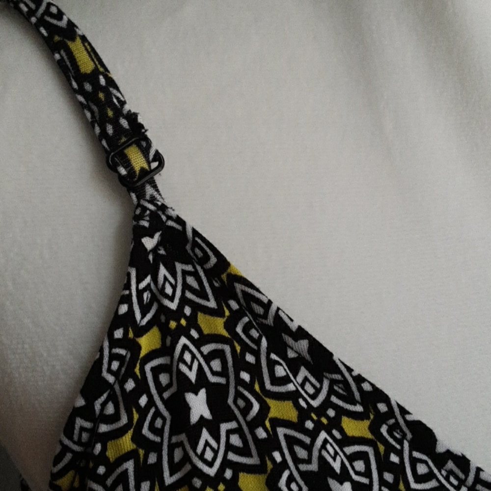 Dress - Picture 2 of 7